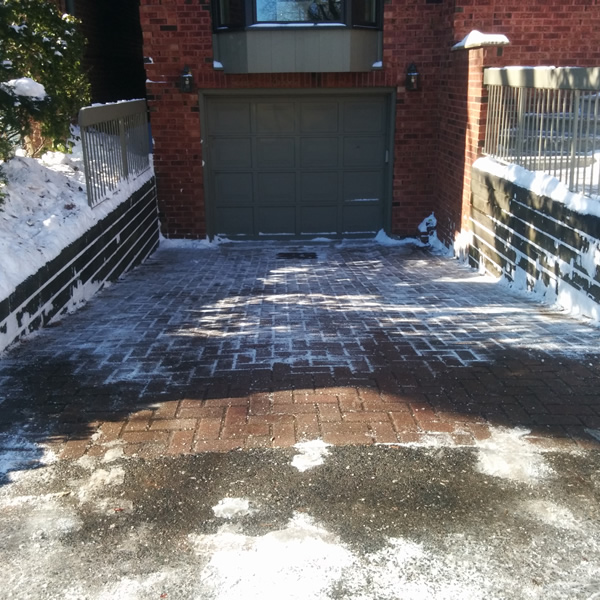 North Toronto Snow Services customer driveway near Davisville Village